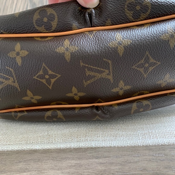 Louis Vuitton Tulum. Great condition. - Picture 5 of 11